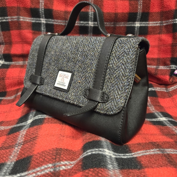 Black Tweed Orkney Stachel Handbag by Islander UK - Picture 2 of 9